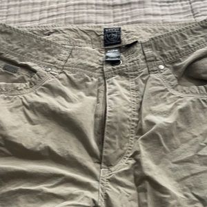 Kuhl men’s pants in great shape